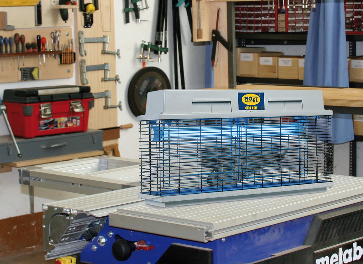 MO-EL Cri - Cri 308E 2 x 40W